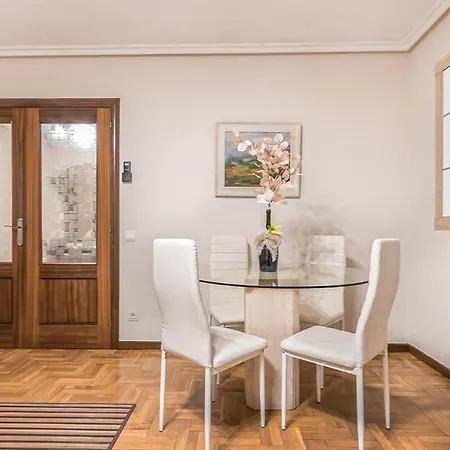 Stunning Apartment In Gijon With Wifi Exterior photo